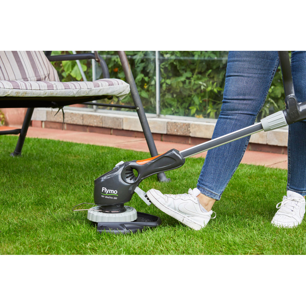 Flymo FULTRATRIM26018VK2.5 UltraTrim 260 18V Cordless Grass Trimmer with 2.5ah Battery Image 8