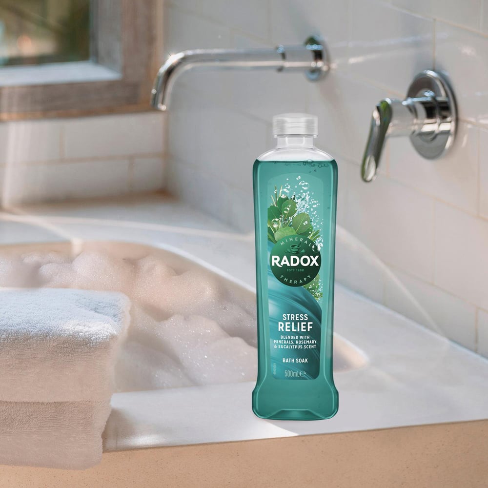Radox 100% Nature Inspired Fragrance Stress Relief Bath Soak 500ml 3 Pack Image 2