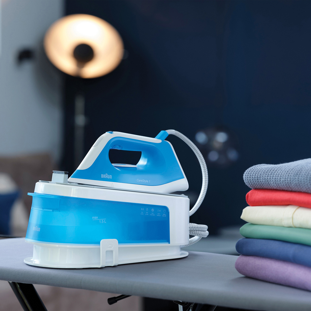 Braun CareStyle 1 BN1122 Blue 5.5 Bar Steam Iron Image 2