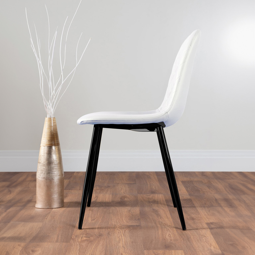 Furniturebox Lucia Solara 6 Seater Dining Set Black Gloss and White Image 4