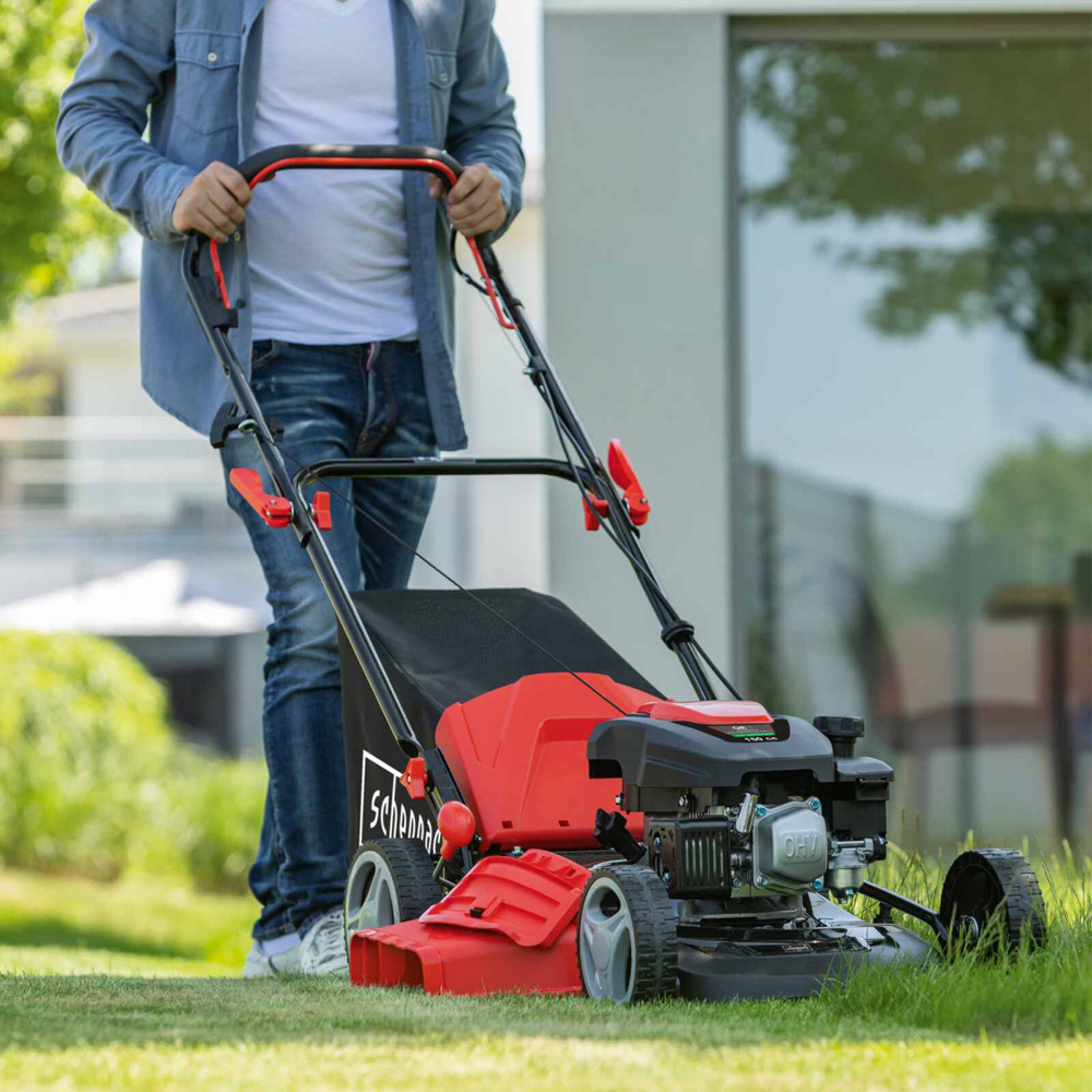 Scheppach MS161-46 Self-Propelled 46cm Petrol Lawn Mower Image 2