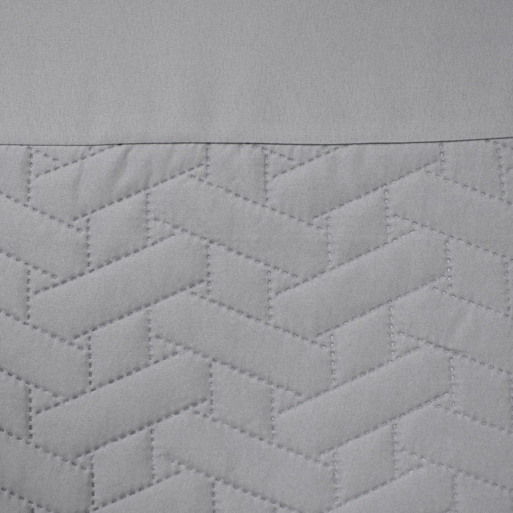 Velosso Super King Size Silver Quilted Geo Duvet Set Image 2