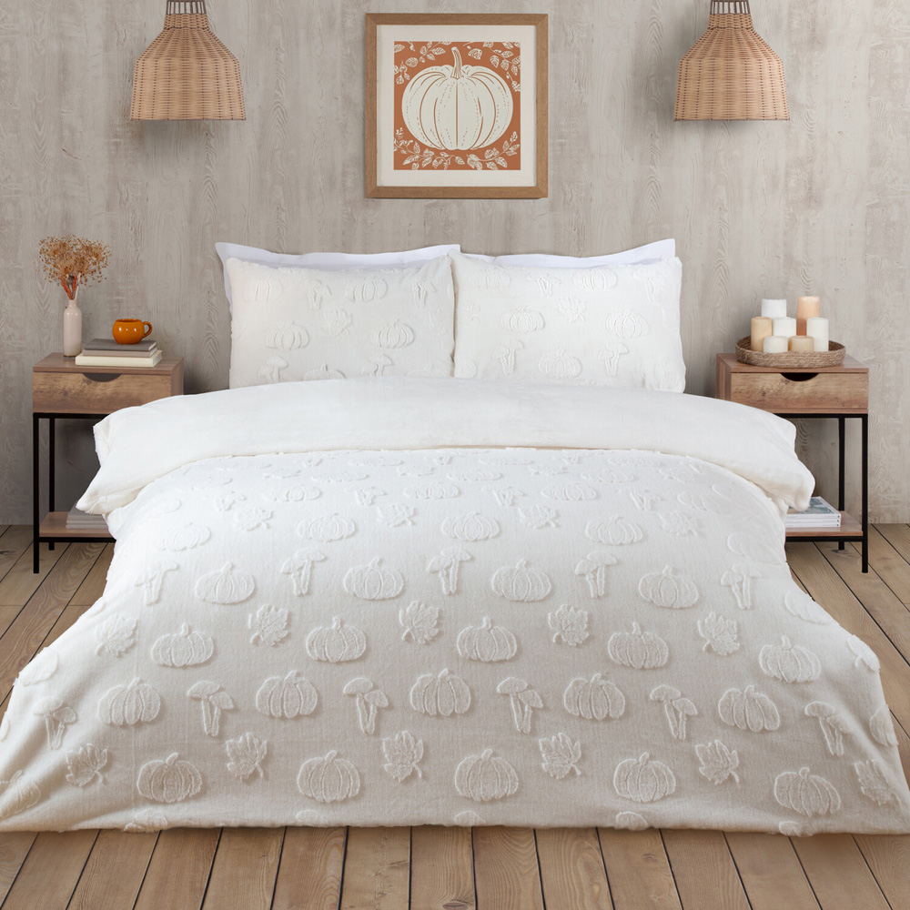 Pumpkin Woodland Faux Fur Duvet Set White Superking Image 1