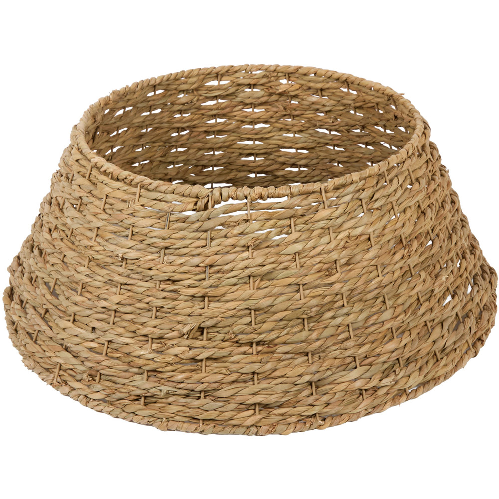 Wicker Christmas Tree Skirt Natural Image 1