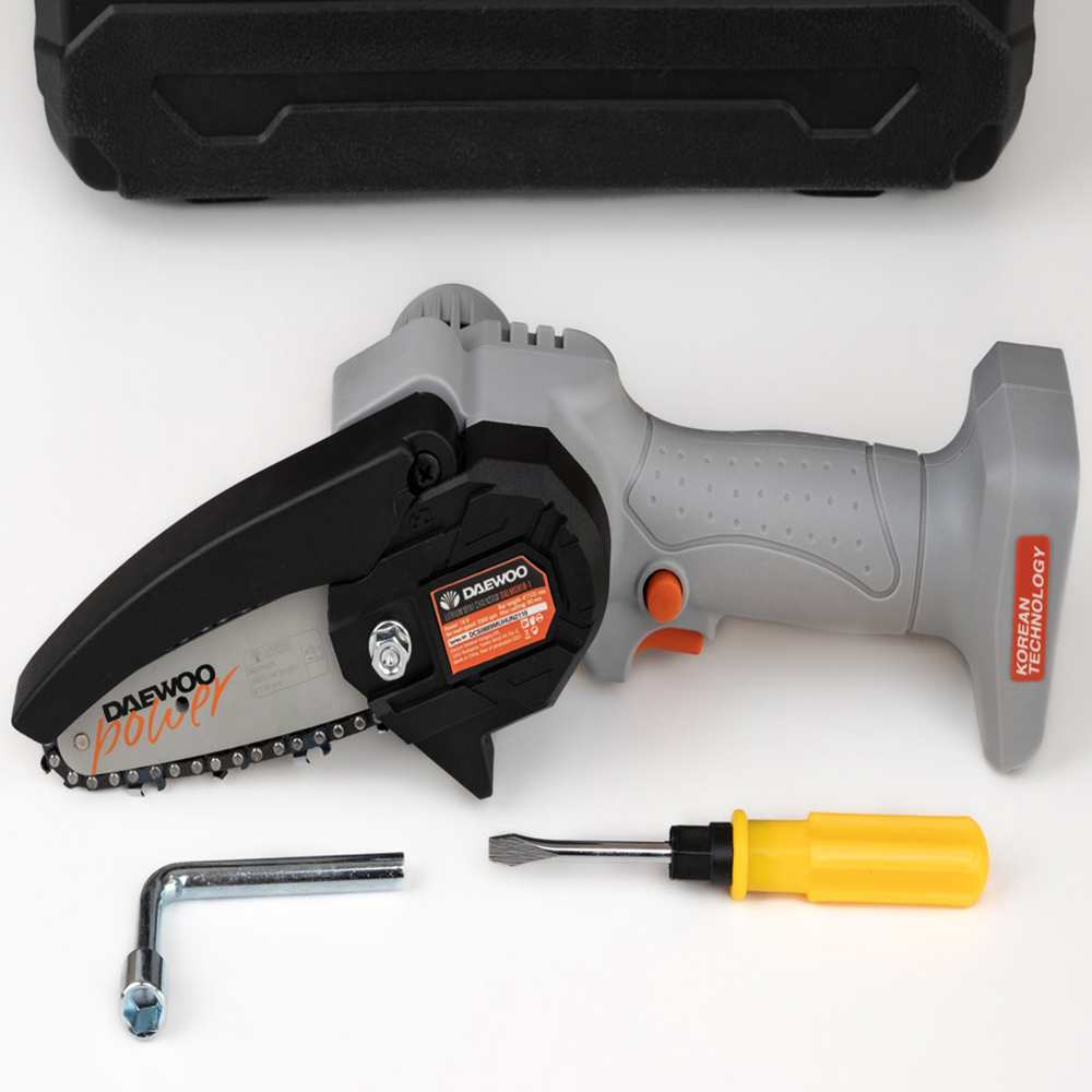 Daewoo U-Force 18V Cordless Handheld Mini Chainsaw with 2 x 2.0Ah Battery Charger 10cm Image 2