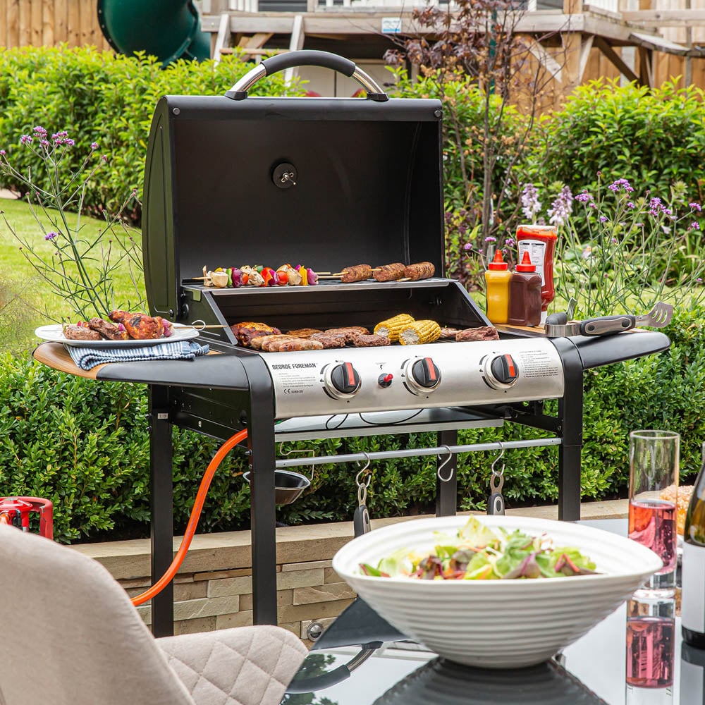 George Foreman Black and Wood 3 Burner Gas BBQ Image 6