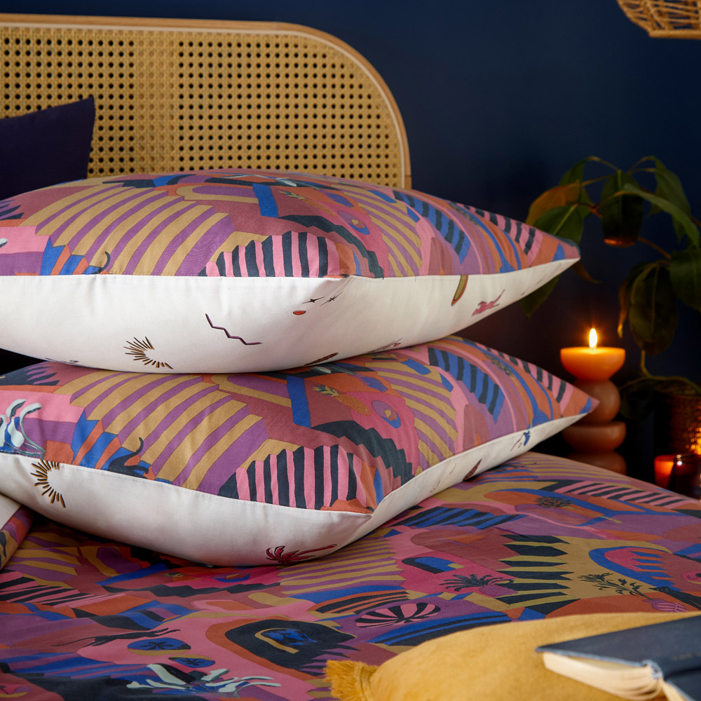 furn. Eivissa King Size Pink Abstract Duvet Cover Set Image 3