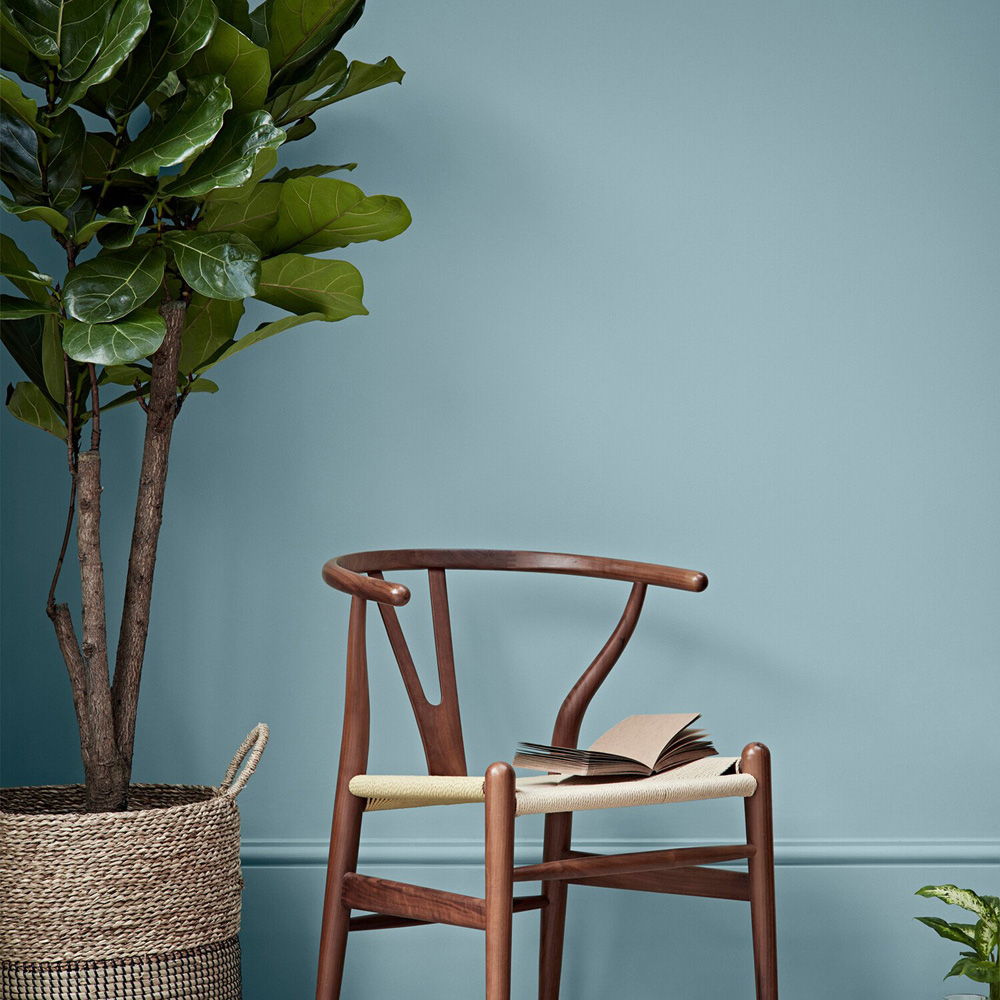 Crown Easyclean Duck Egg Matt Emulsion Multisurface Paint 2.5L Image 5