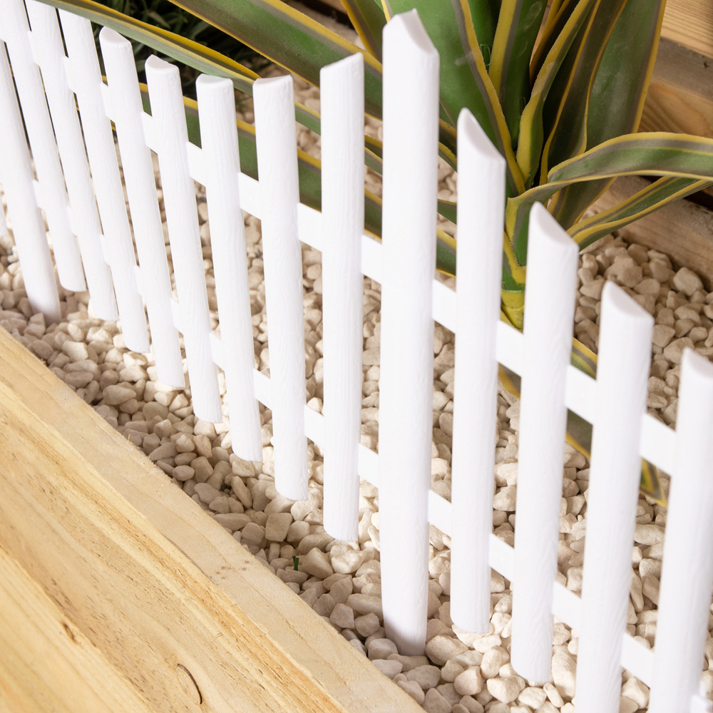 Samuel Alexander 4 Piece White Wood Effect Picket Fence Garden Edging Image 4