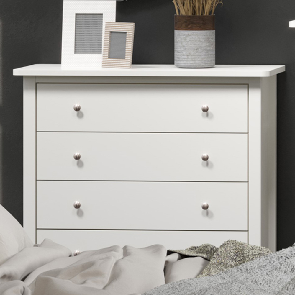 Como 4 Drawer White Chest of Drawers Image 1