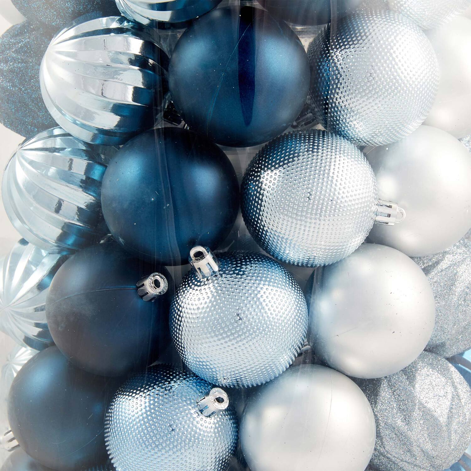 Pack of 100 Whispering Angel Baubles Image 2