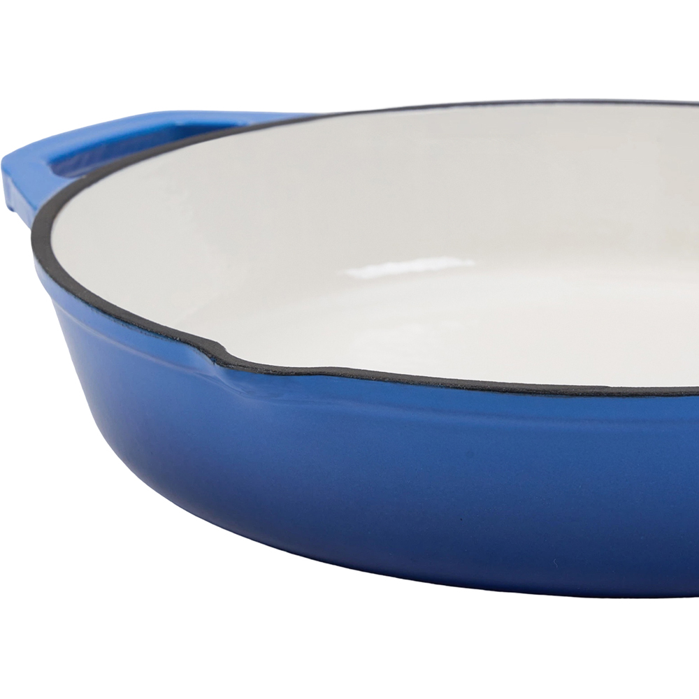 Living and Home 26cm Blue Enamelled Cast Iron Round Skillet Image 3