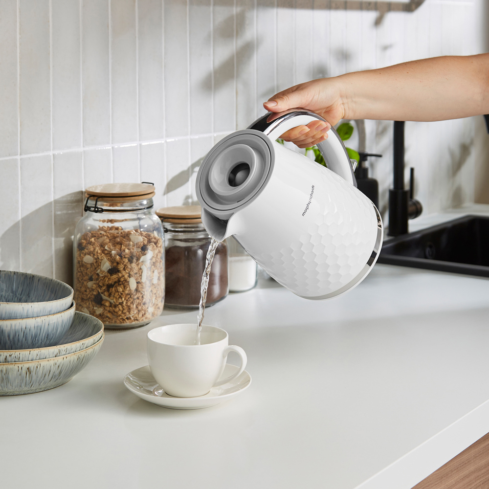 Morphy Richards Hive 108274 White 1.5L Jug Kettle Image 6
