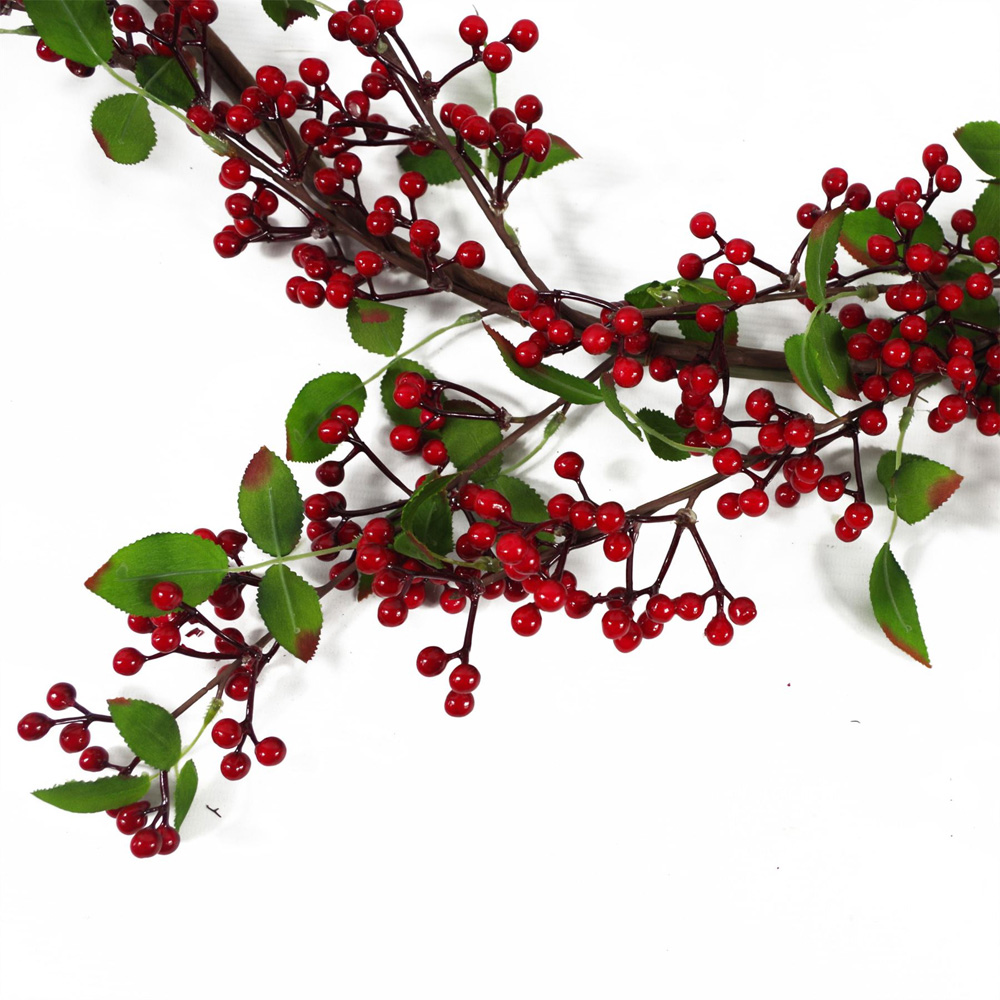 Leaf Christmas Red Berry Floristry Garland 150cm Image 3
