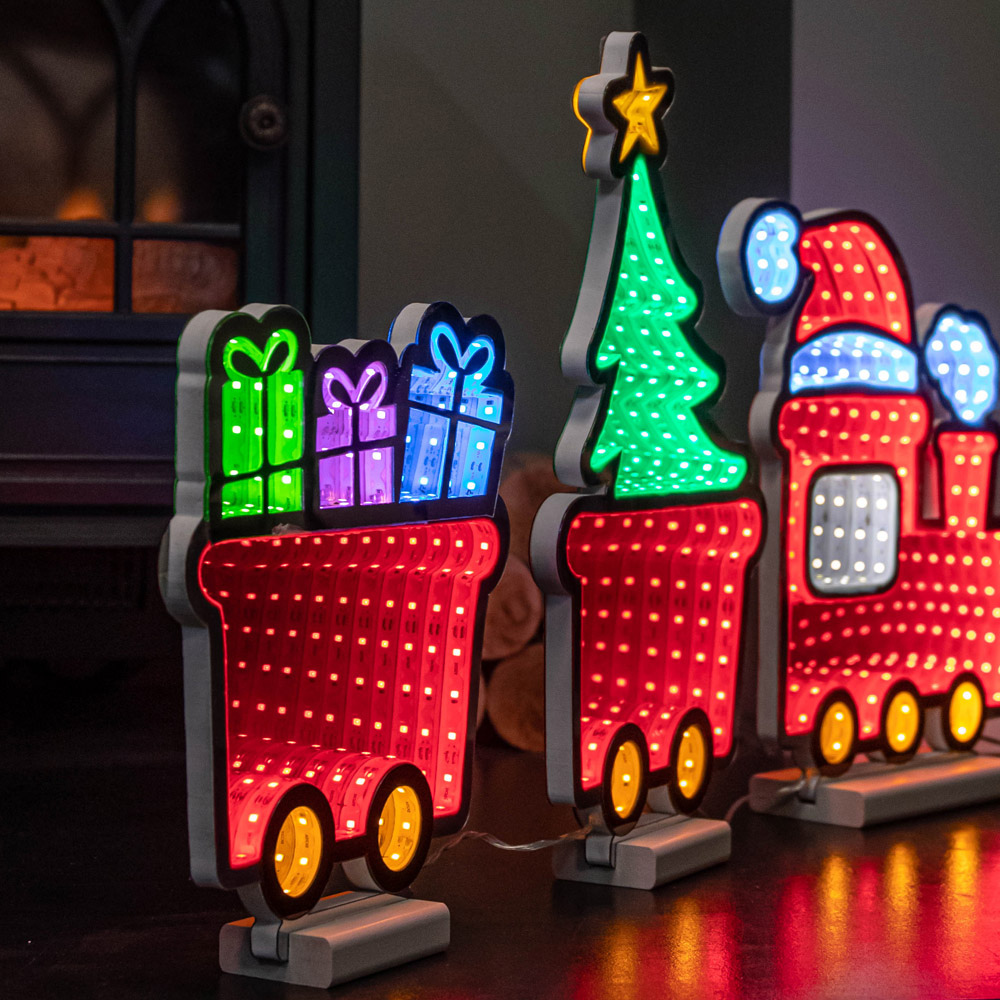 Samuel Alexander Infinity Christmas Train with 2 Carriages on Wood Base 70cm Image 3