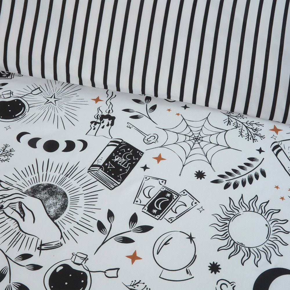 Spellbound Design Duvet Set Monochrome King Image 4