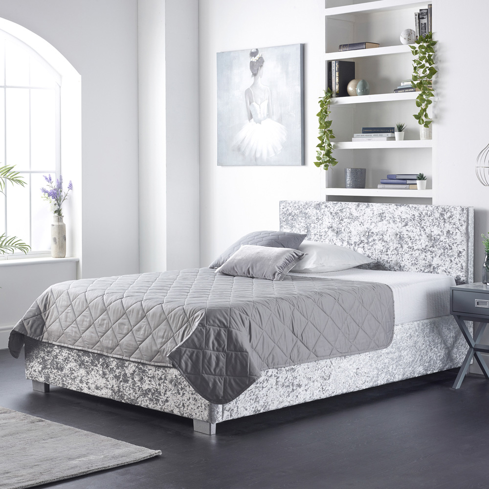 Crushed velvet best sale ottoman wilko