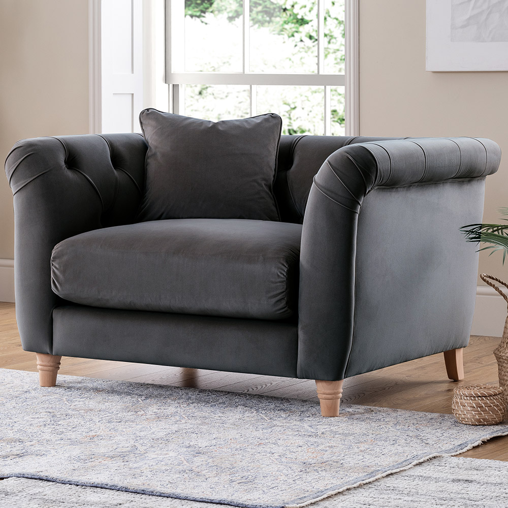 Midnight Blue Velvet Armchair Image 1