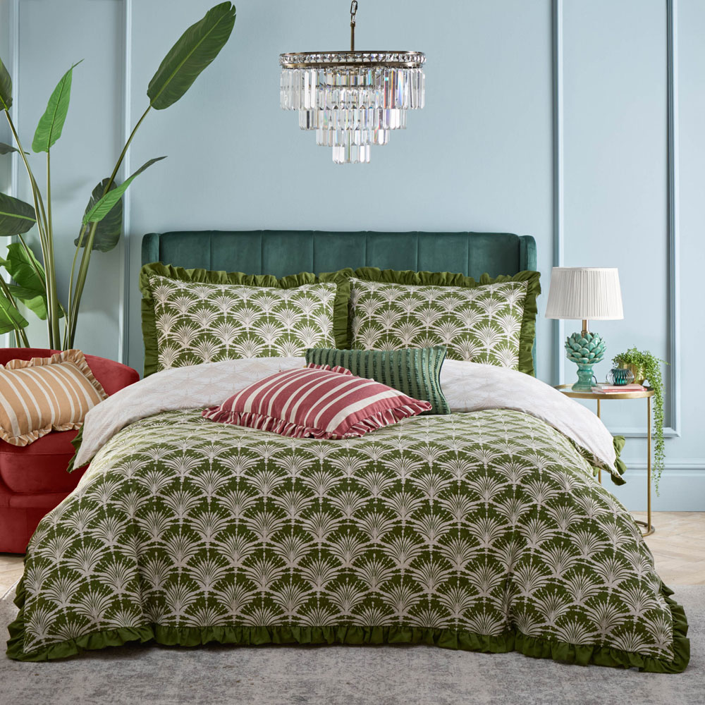 furn. Deco King Size Moss Palm Printed Ruffle Duvet Set Image 4