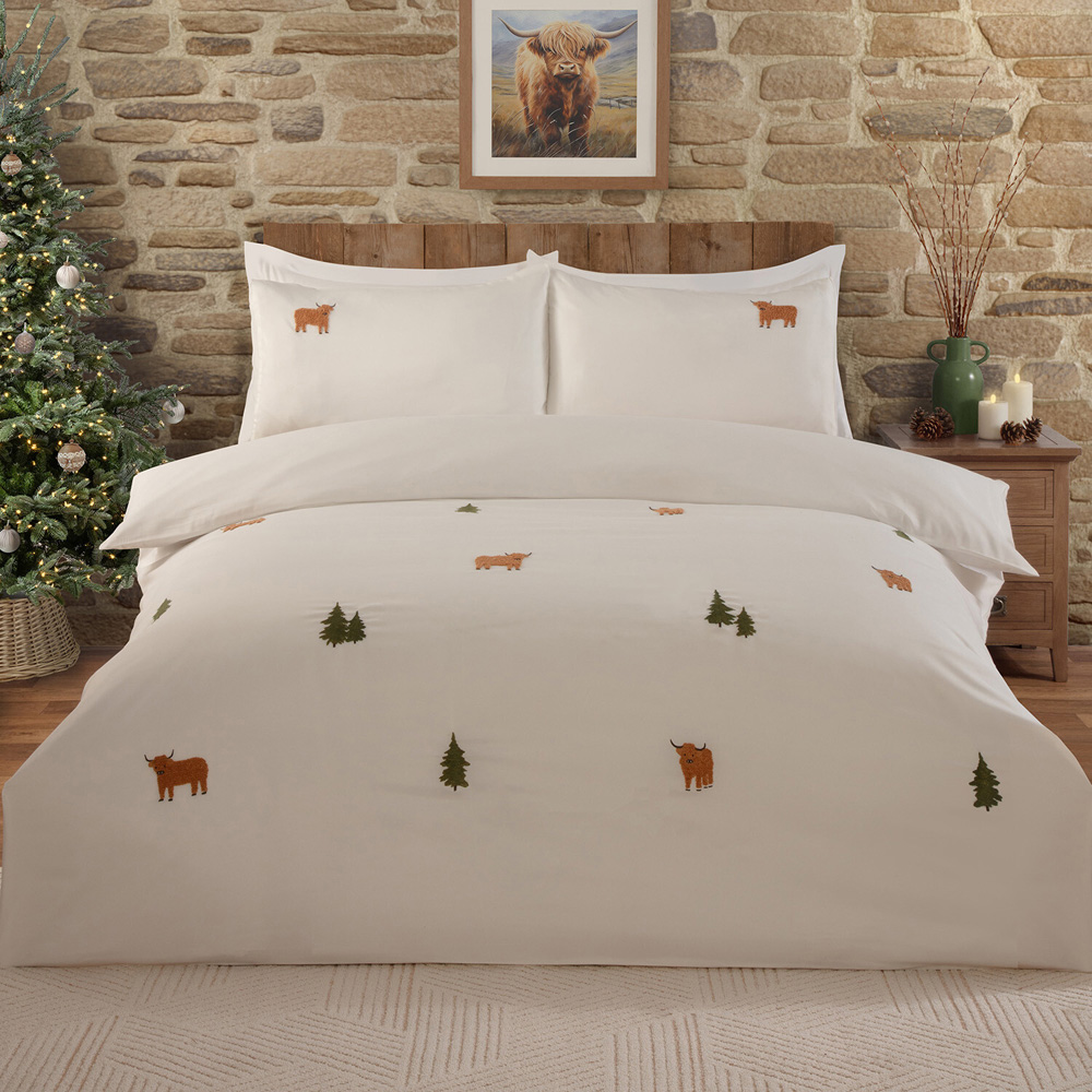 Highland Forest Cows Duvet Set White King Image 1