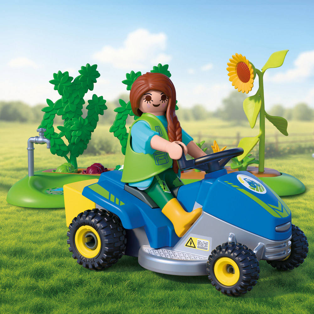 Playmobil Idyllic Vegetable Garden Play Set Image 7