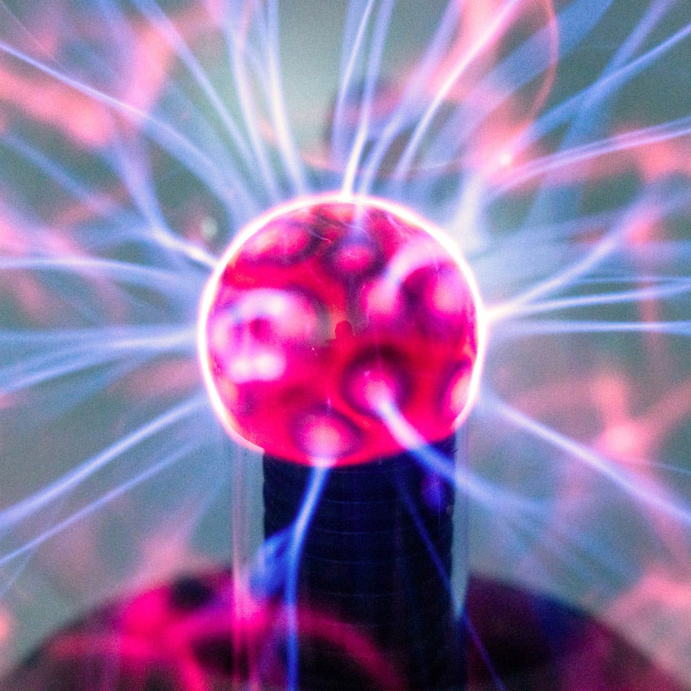 Global Gizmos Interactive Plasma Ball 5 inch Image 3
