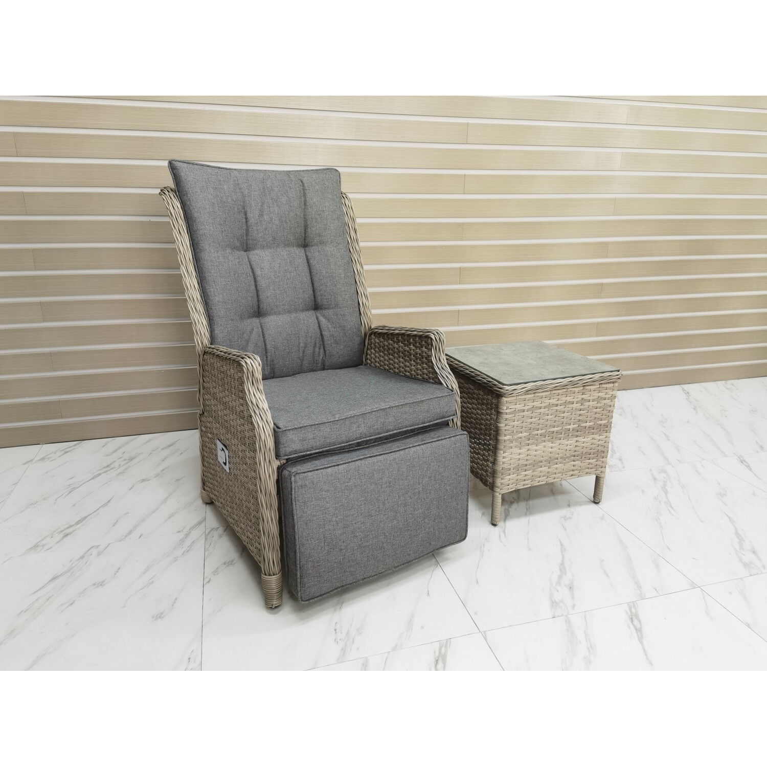 Malay Deluxe Cambridge Wicker 2 Seater Bistro Set Grey Image 4