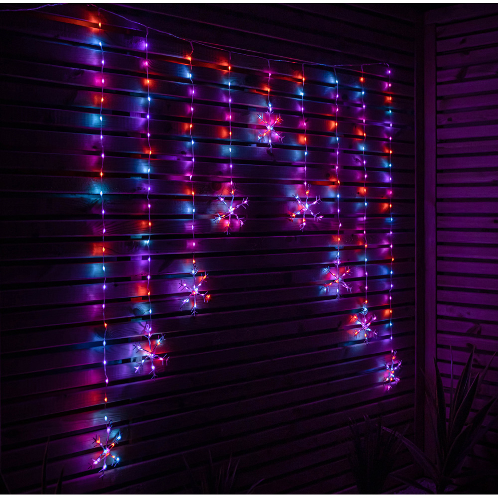 Samuel Alexander FlexiBrights 267 Rainbow LED Snowflake Clear Cable Curtain Light 1.2 x 1.2m Image 8