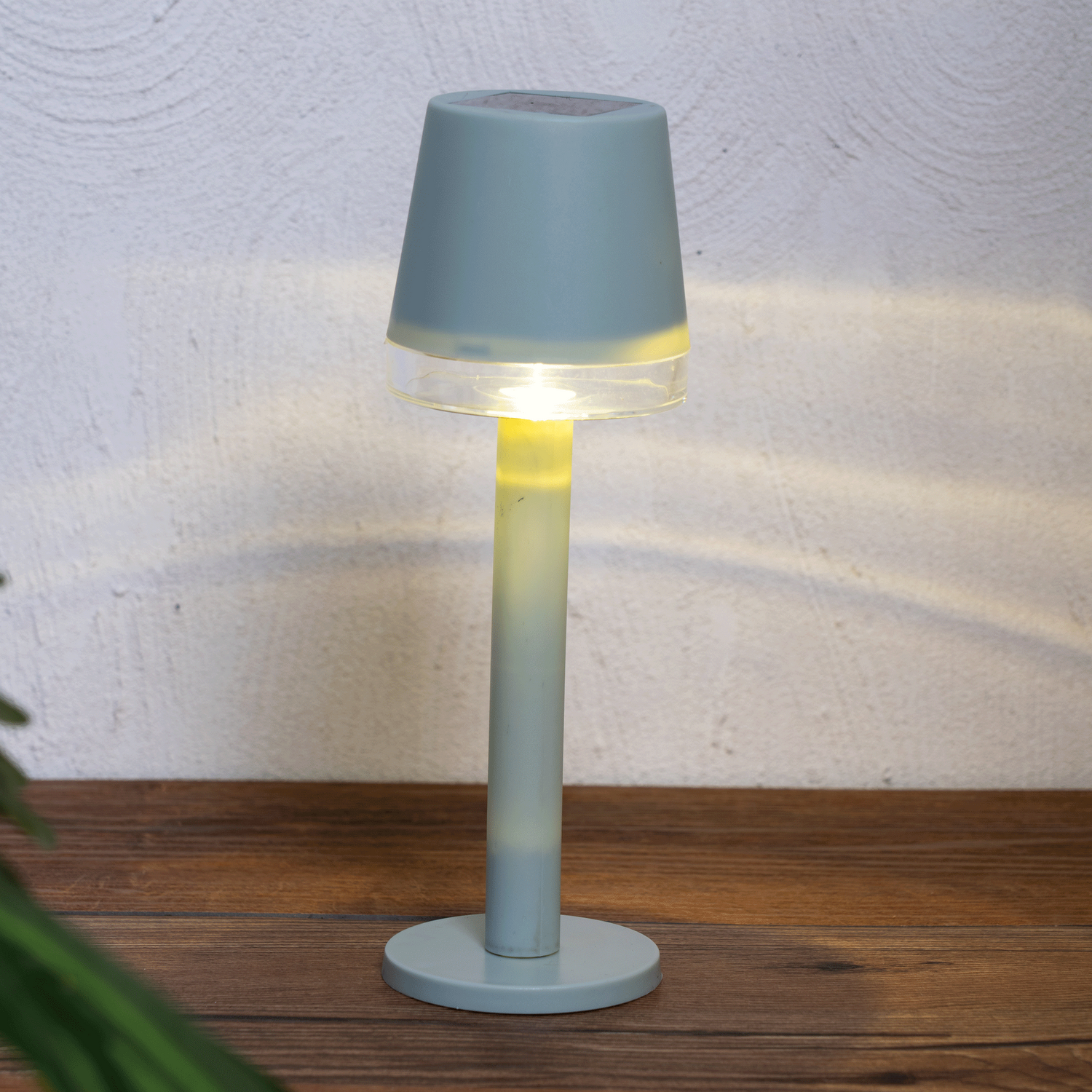 Solar Enzo Table Lamp Image 4