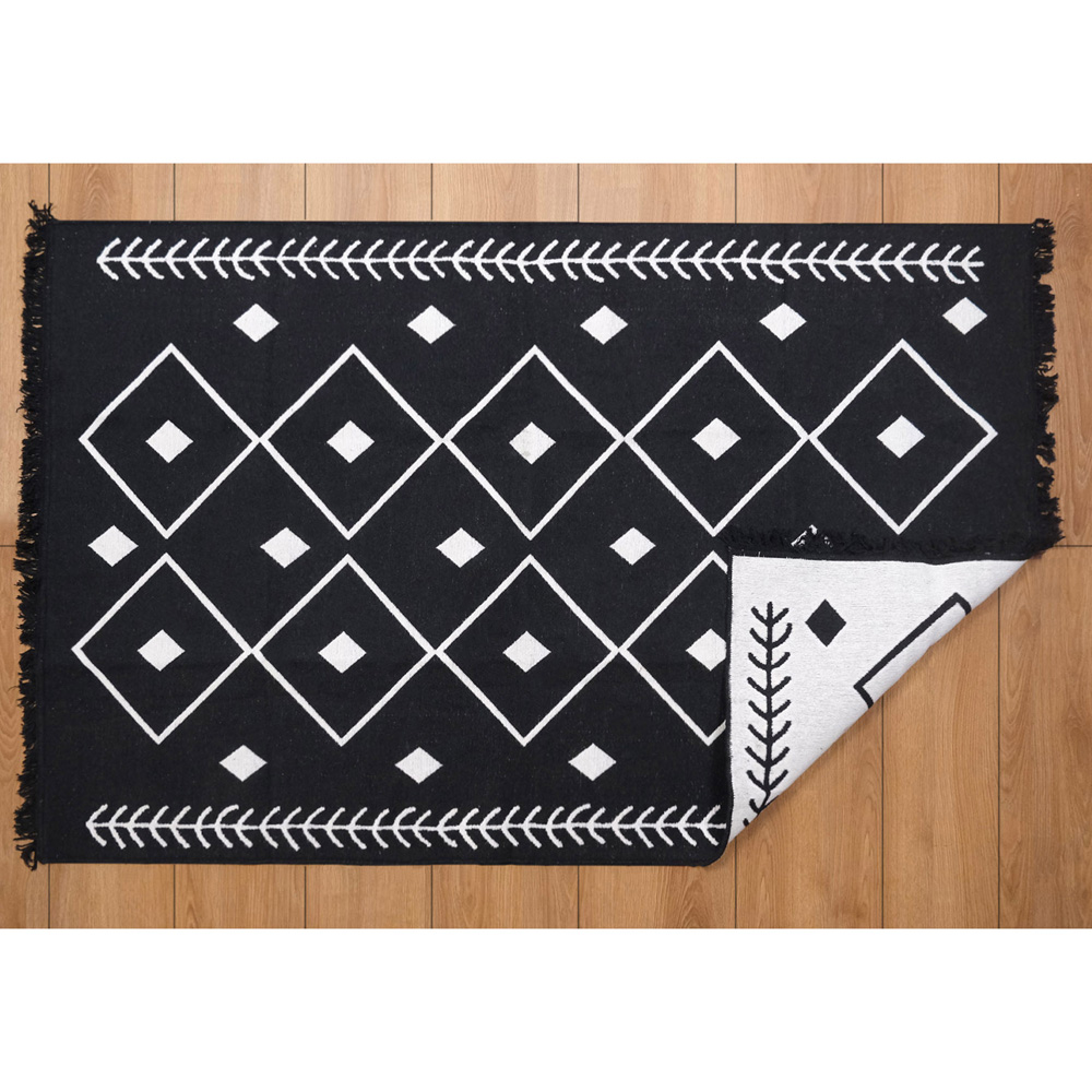 Evu Ahanu Reversible Rug 120 x 180cm Image 3