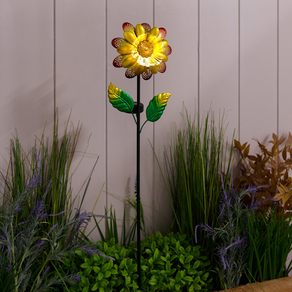 Solar Operated Floral Stake Light Image 3