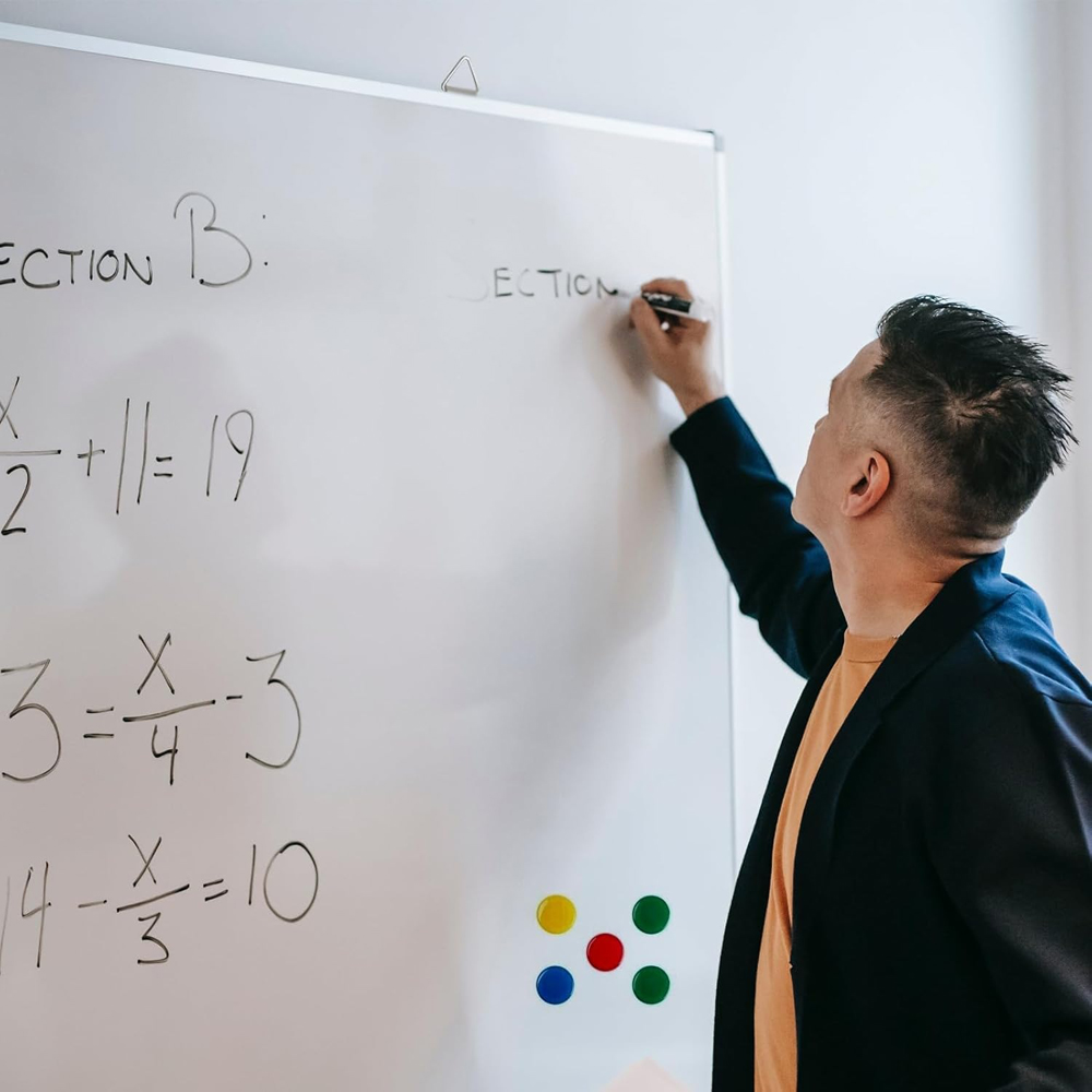 ATEK Magnetic Dry Wipe Wall Mounted Whiteboard with 3 Marker and 6 Magnet 600 x 400mm Image 2
