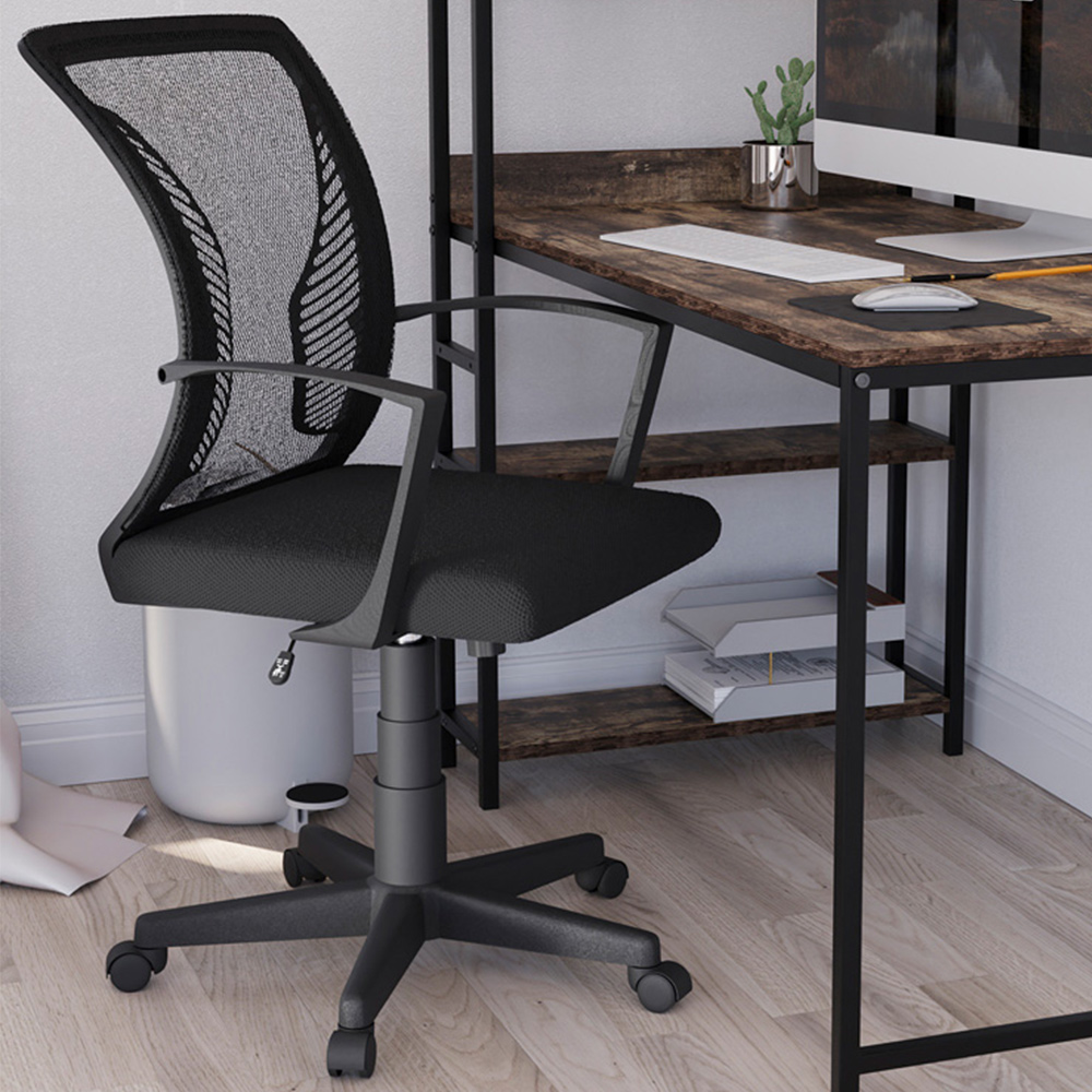 Vida Designs Airdrie Black Mesh Office Chair Image 1