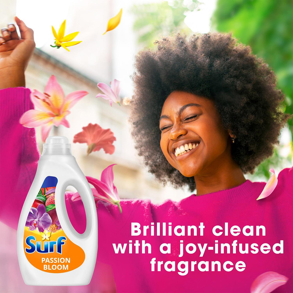 Surf Passion Bloom Concentrated Liquid Laundry Detergent XXXL 95 Washes 2.565L 4 Pack Image 7