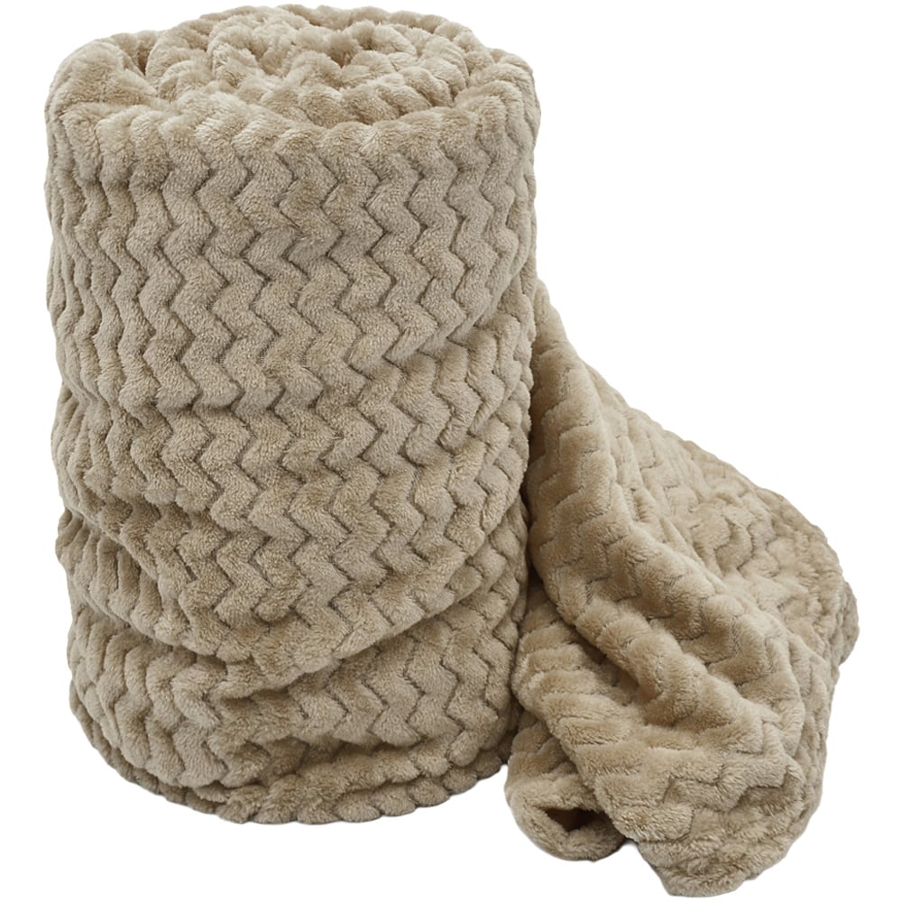 Velosso Latte Moda Plush Throw 150 x 200cm Image 1