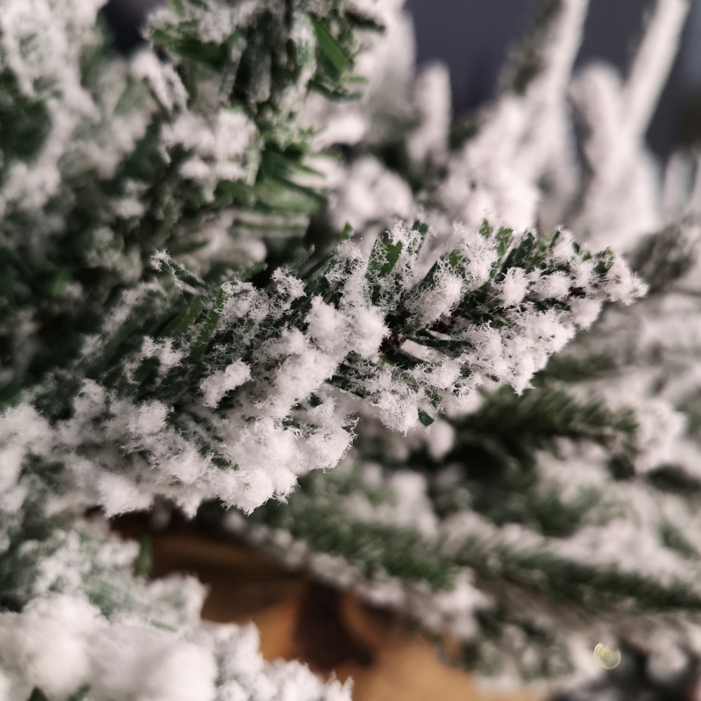 Samuel Alexander Snow Flocked Lapland Christmas Garland 180cm Image 5