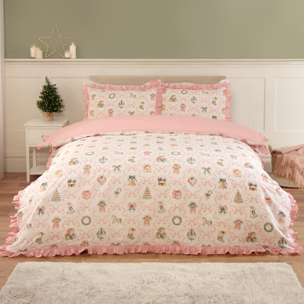 Christmas Charm Duvet Set Pink Double Image 1
