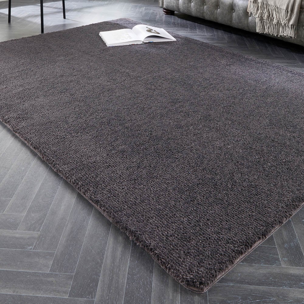 My Luxe Charcoal Rug 80 x 120cm Image 2