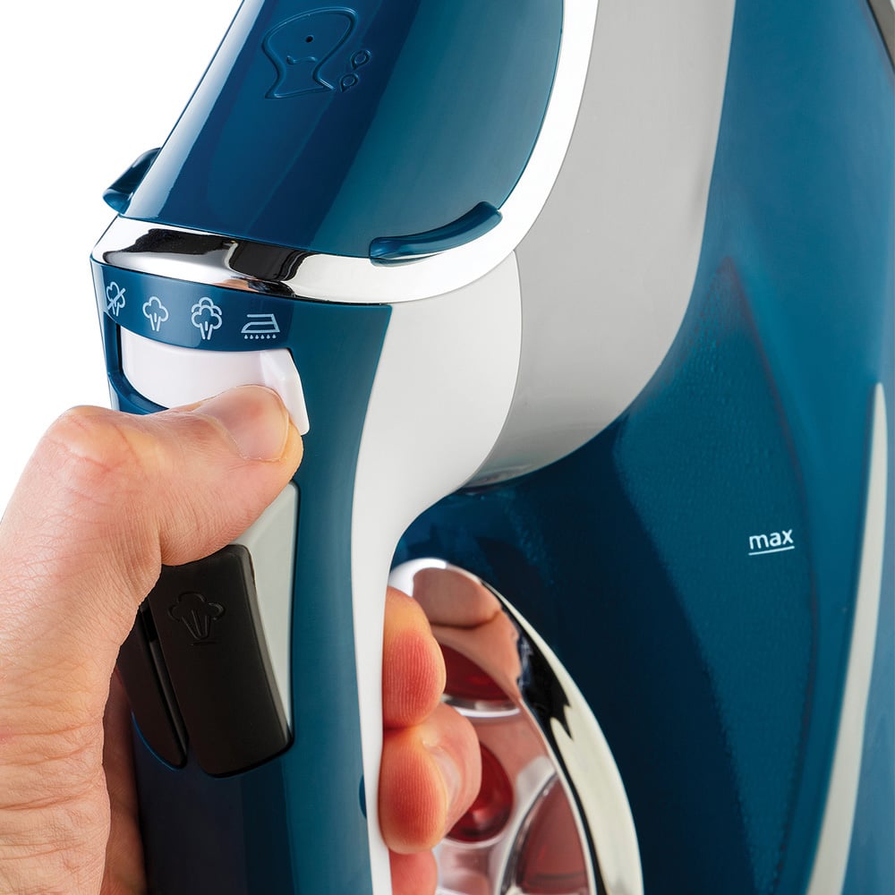 Russell Hobbs 26020 Cordless One Temperature Iron Image 6