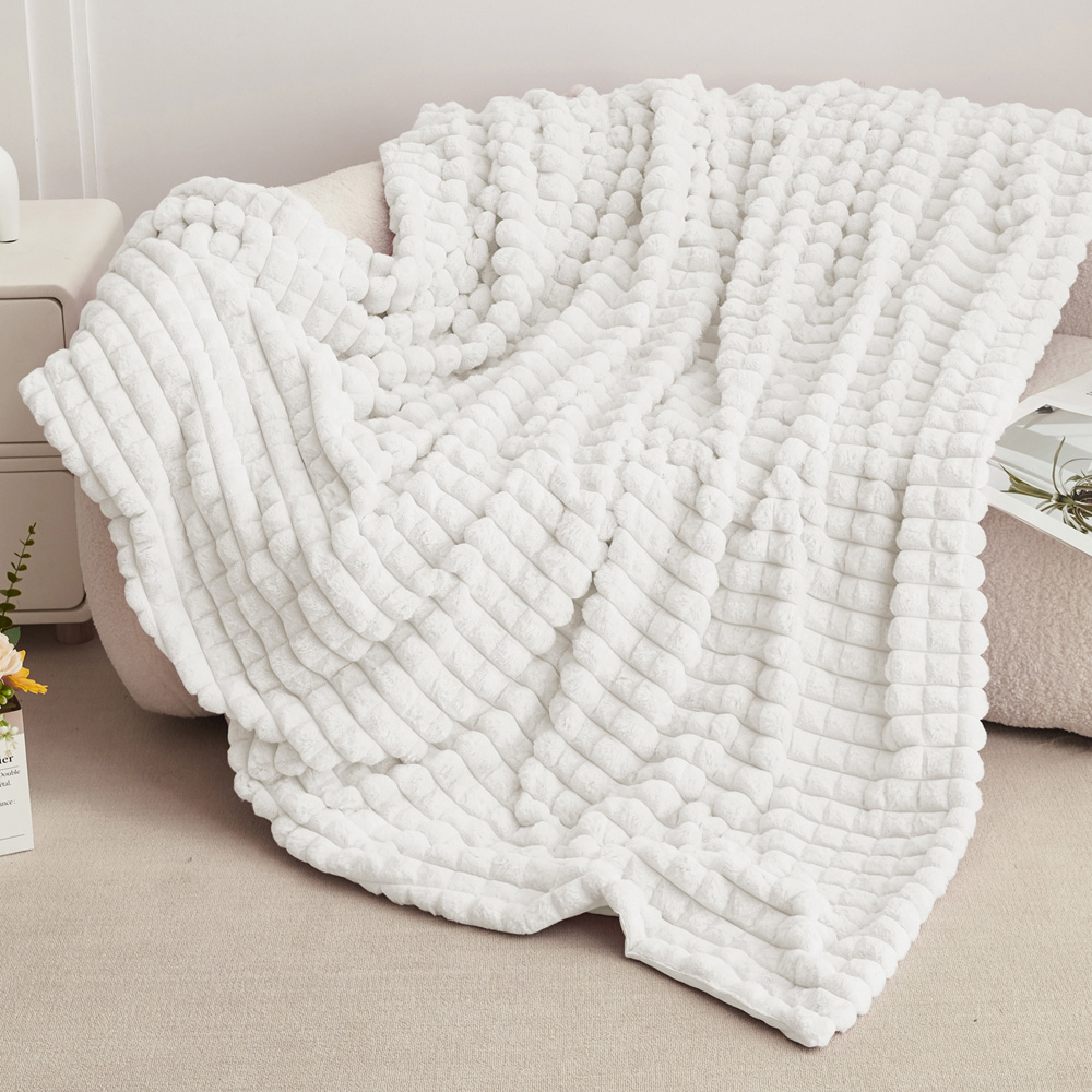 Groundlevel Extra Large Cream Box Super Soft Luxury Faux Fur Throw Image 2