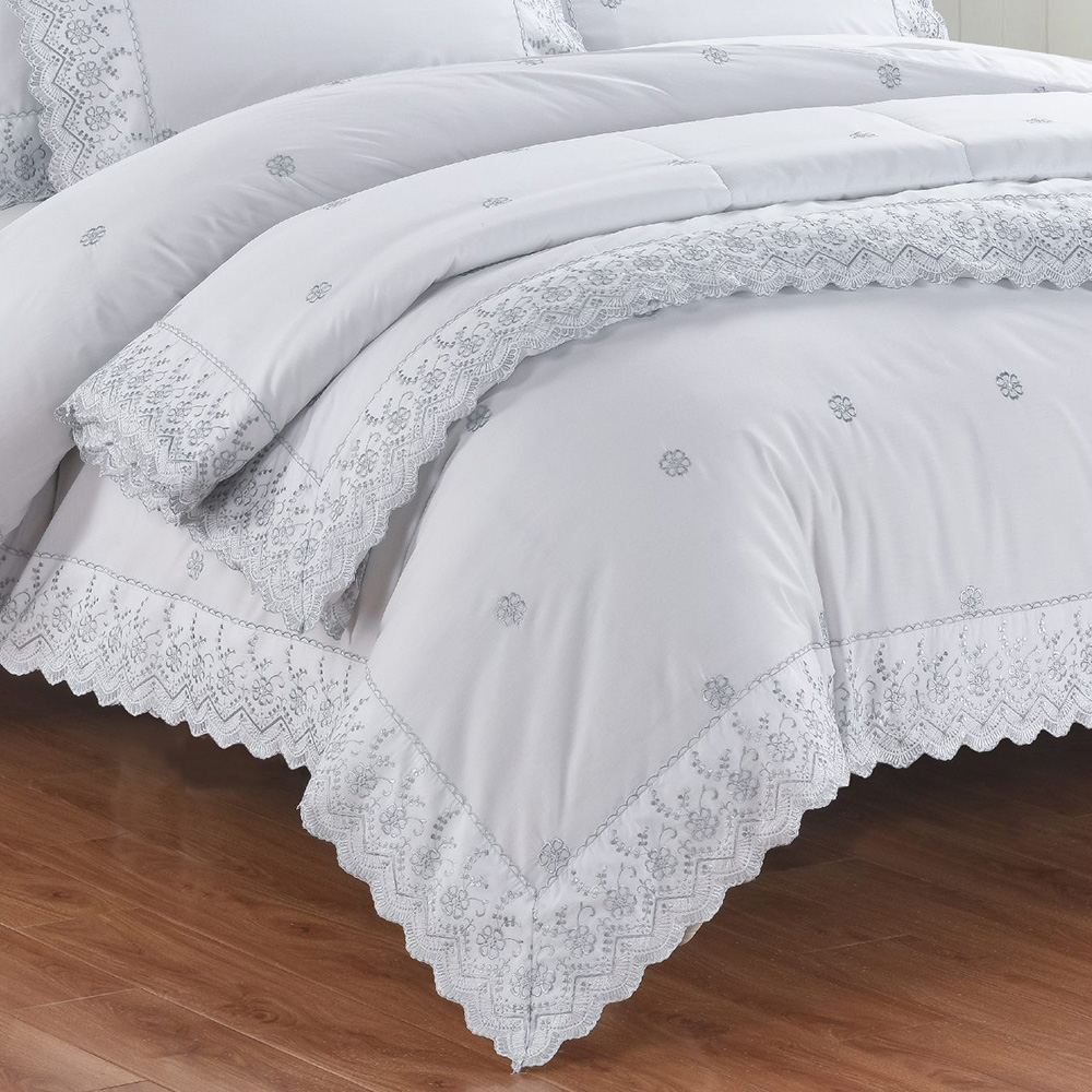 Serene Gabrielle Super King Size Floral Bedspread Image 2