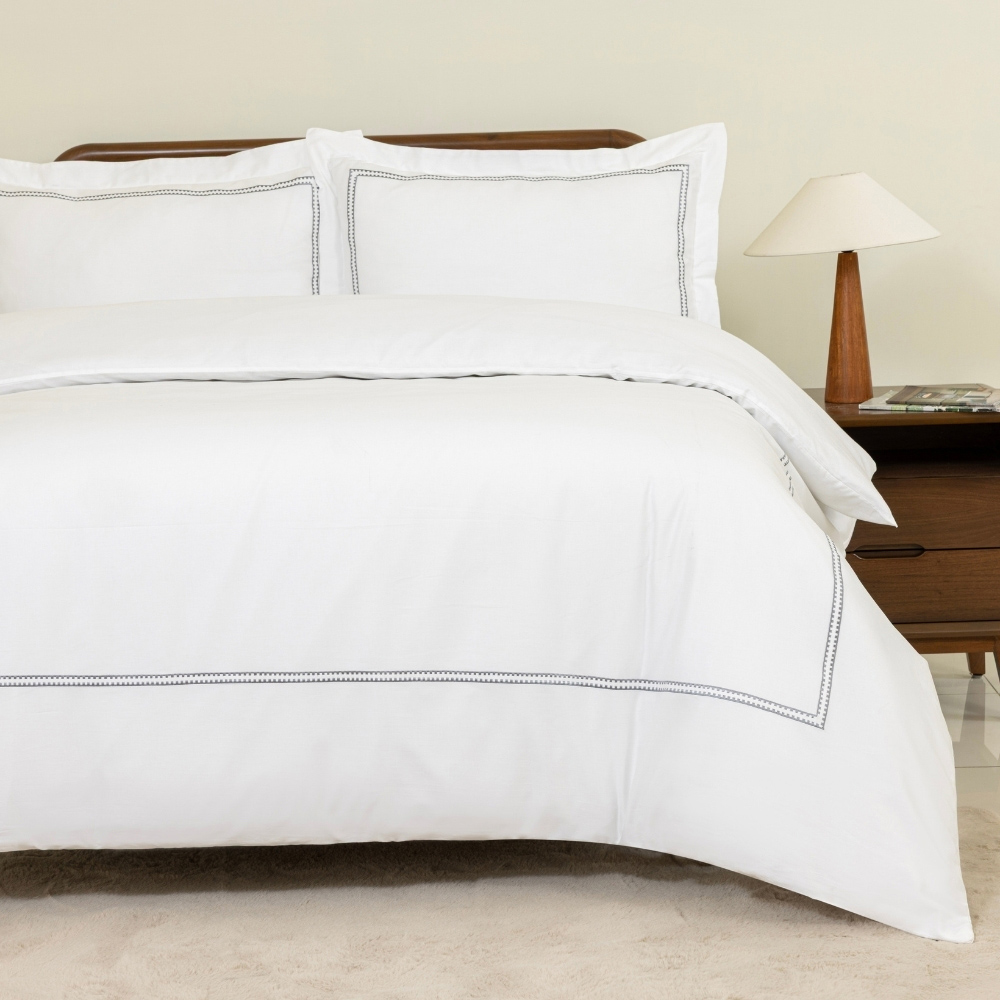 MHG Living King Size Mayfair Grey 200 Thread Count Duvet Cover Set Image 1