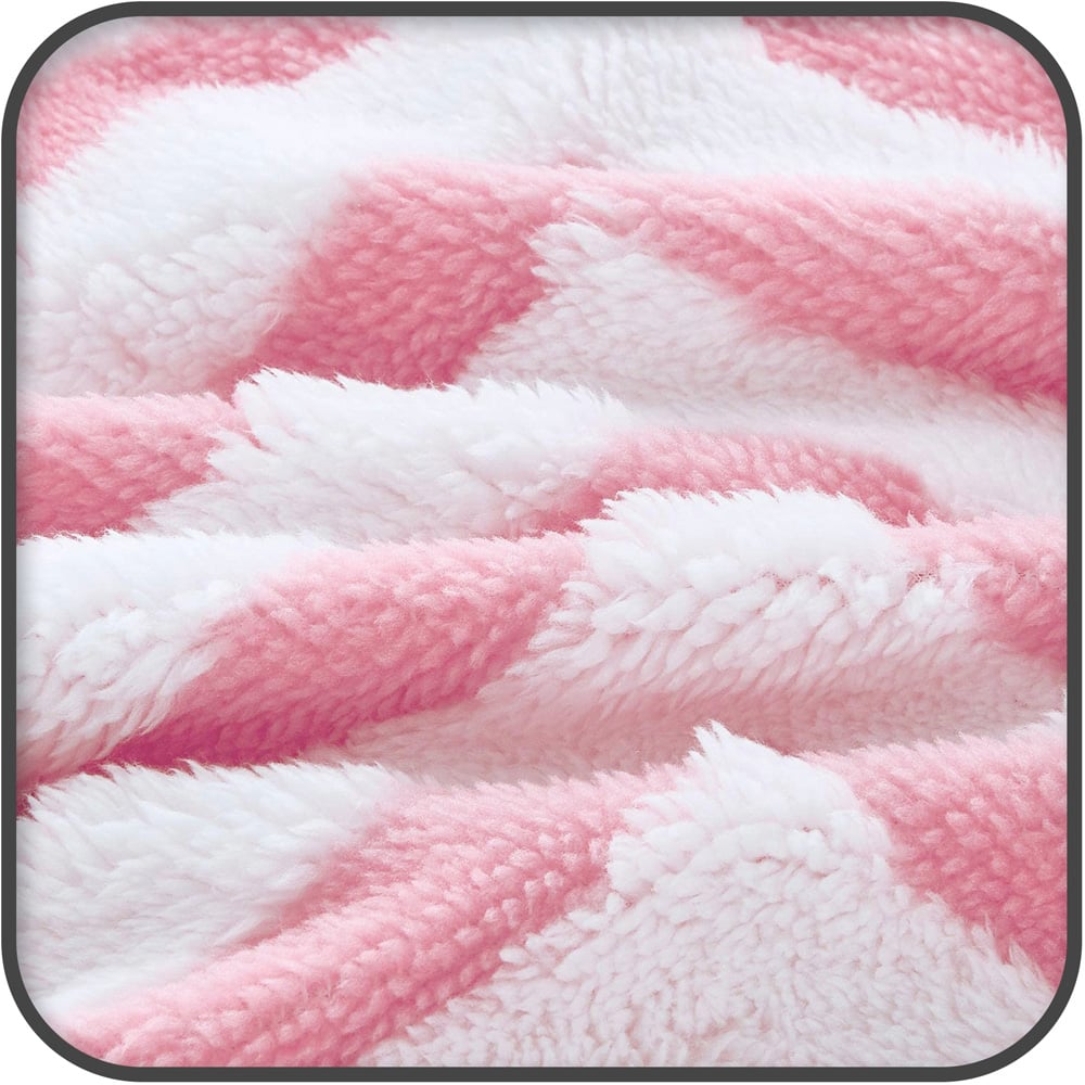 Velosso Pink Chevron Sherpa Throw 100 x 150cm Image 3
