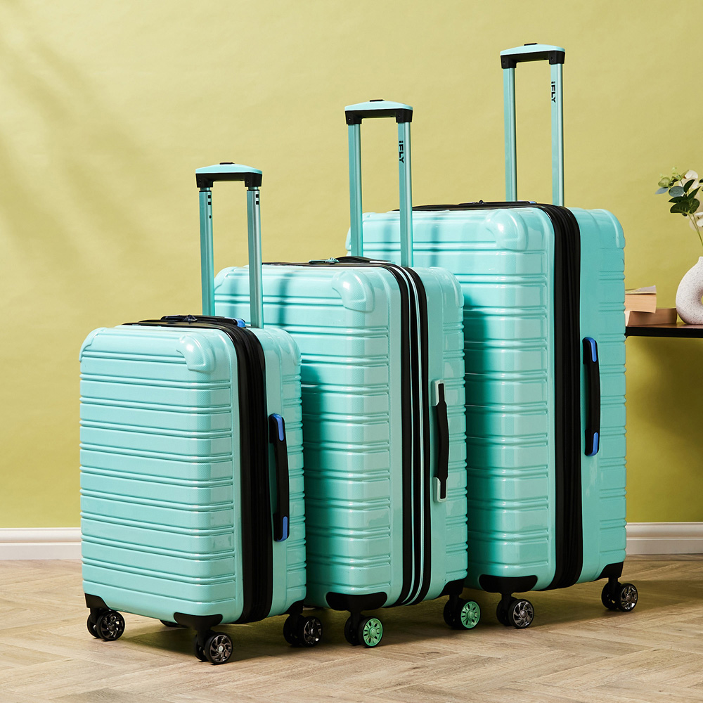iFLY 3 Piece Green Fibertech Hard Shell Spinner Travel Luggage Set Image 2
