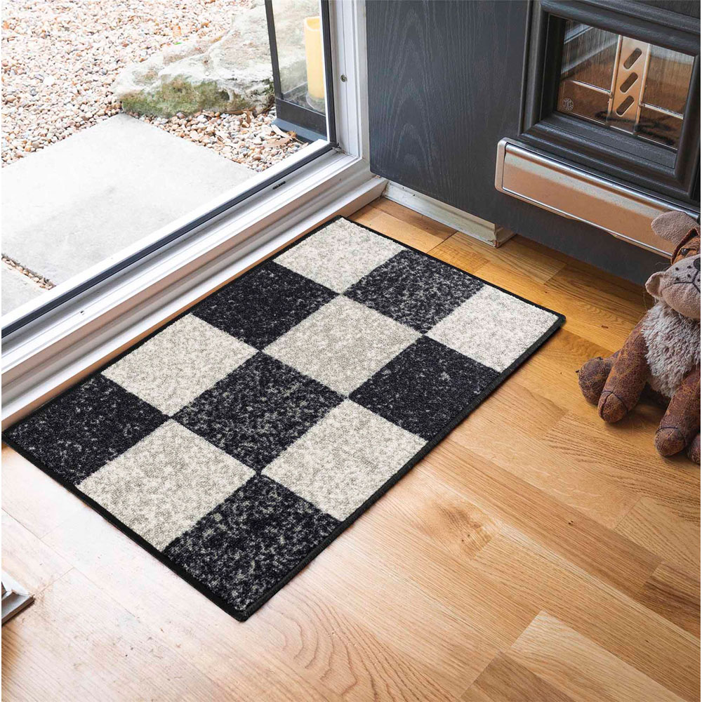 Desire Rugs Havana Black Square Anti Slip Door Mat 120 x 67cm Image 2