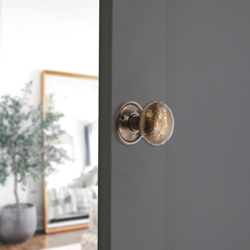 Spira Brass Antique Hammered Mushroom Rim and Mortice Door Knob 2 Pack Image 2