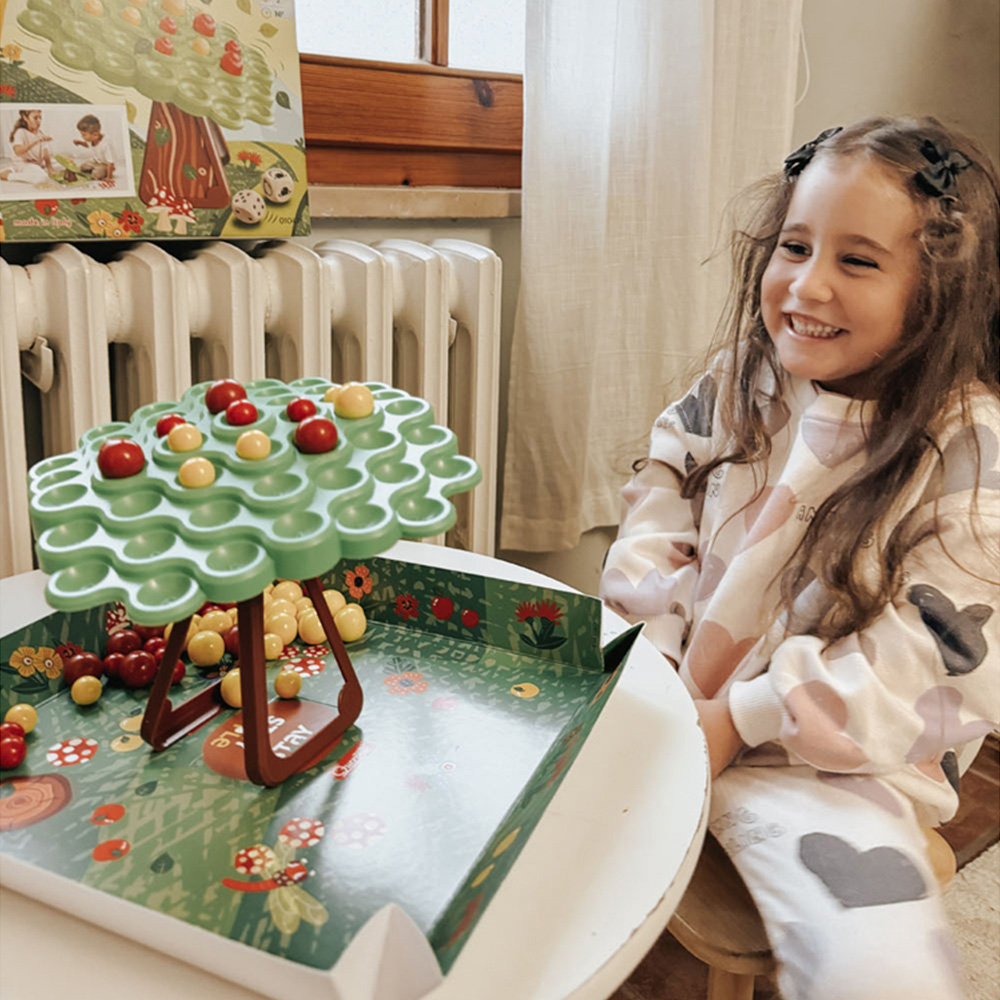 Quercetti Stay Apple Balance Game Image 6
