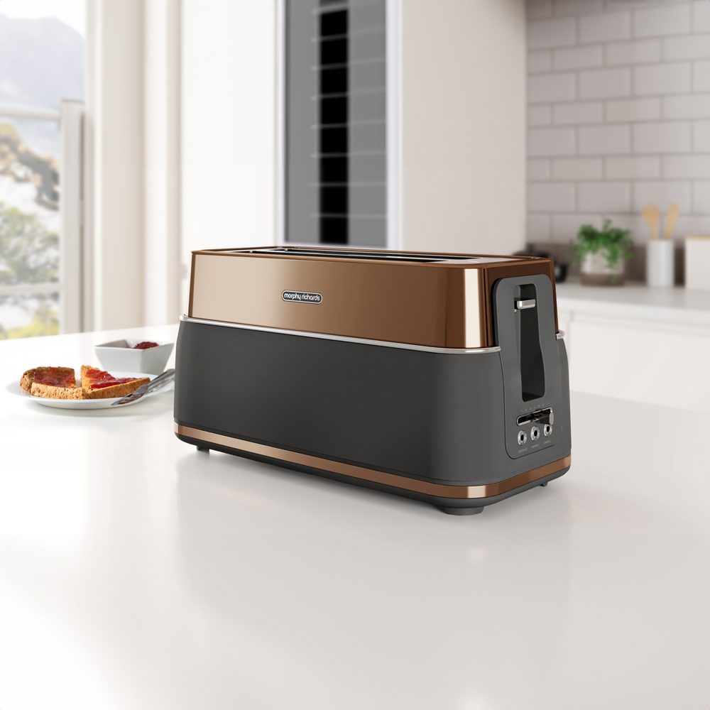 Morphy Richards Signature Copper 4 Slice Toaster Image 2