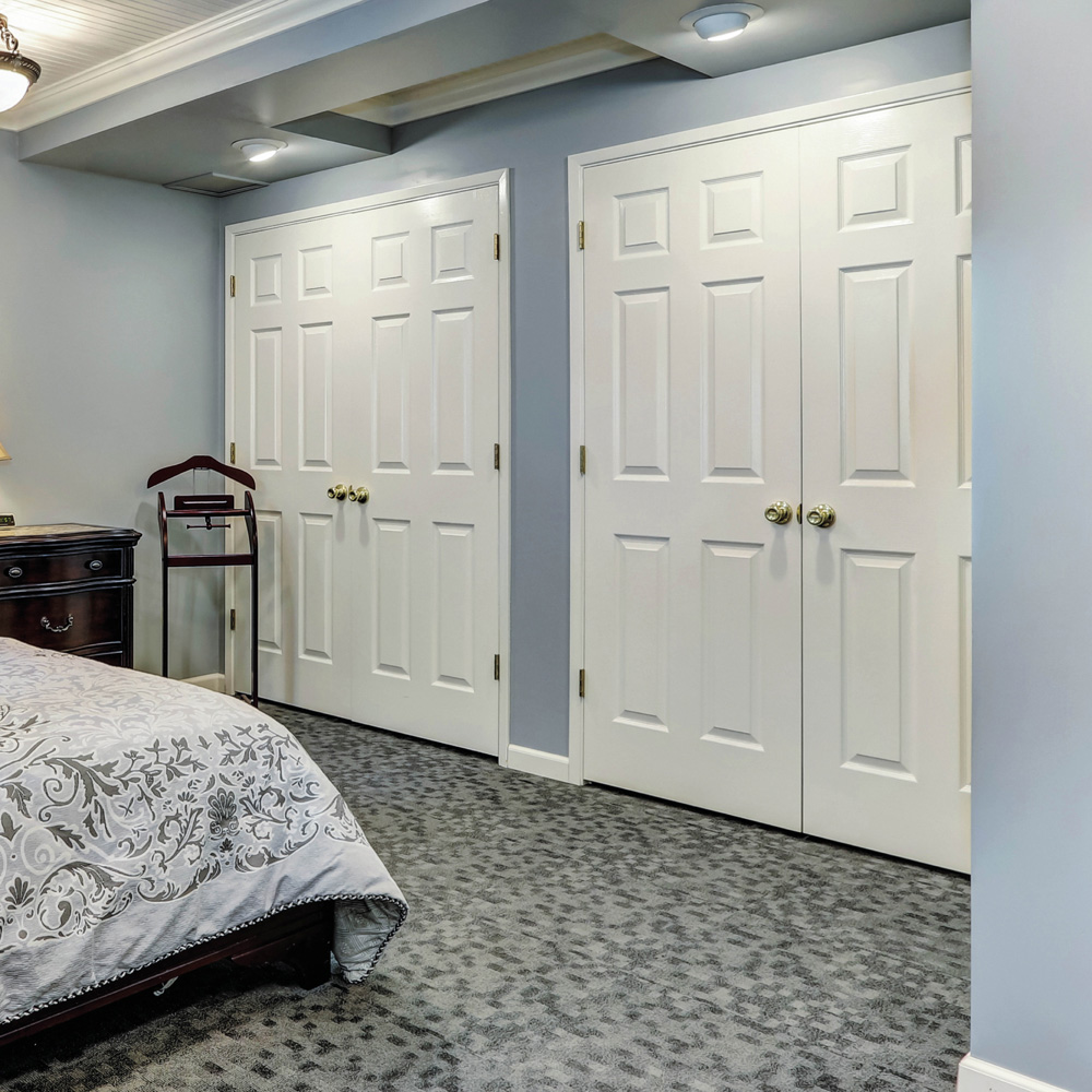 JB Kind Classic Colonist Grained White Moulded Primed Internal Door 204 x 926mm Image 2