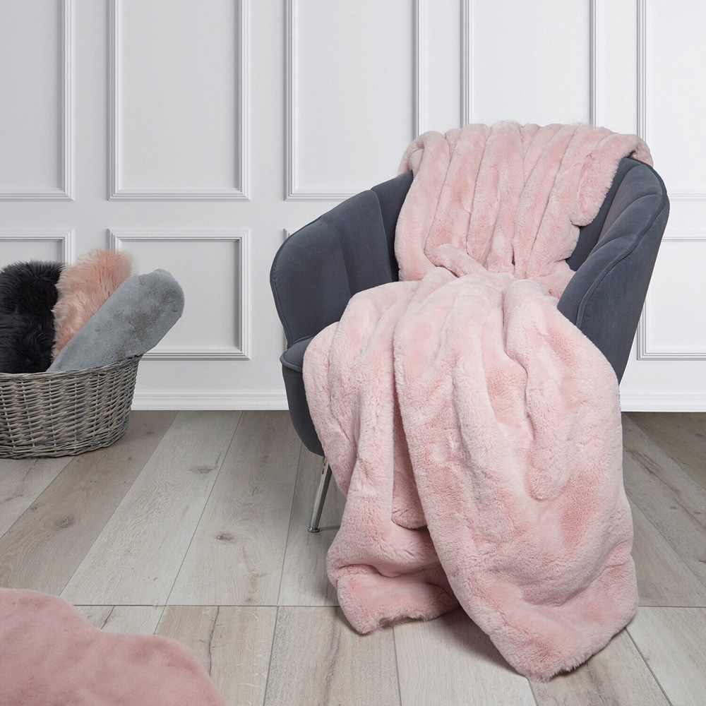 Divante Blush Rabbit Faux Fur Extra Large Throw 150 x 200cm Image